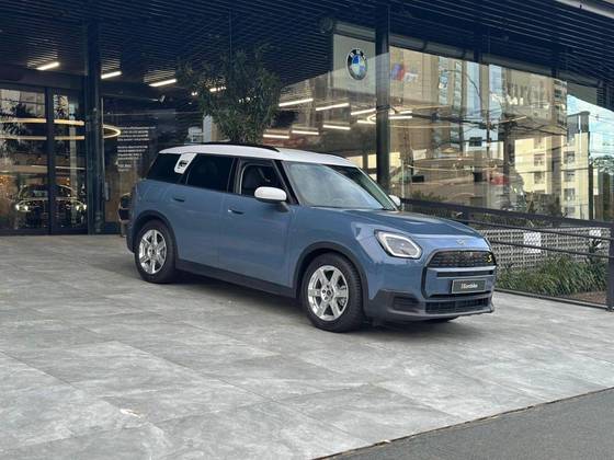 MINI COUNTRYMAN 66,45 KW ELÉTRICO SE EXCLUSIVE ALL4 MINI COUNTRYMAN 66,45 KW ELÉTRICO SE EXCLUSIVE ALL4
